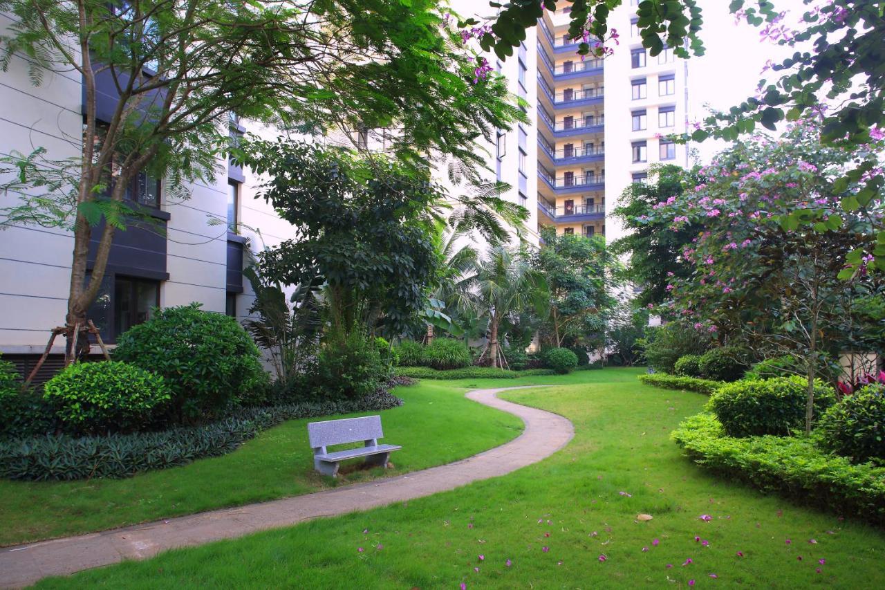 Green Collection Care Hotel Haikou  Extérieur photo